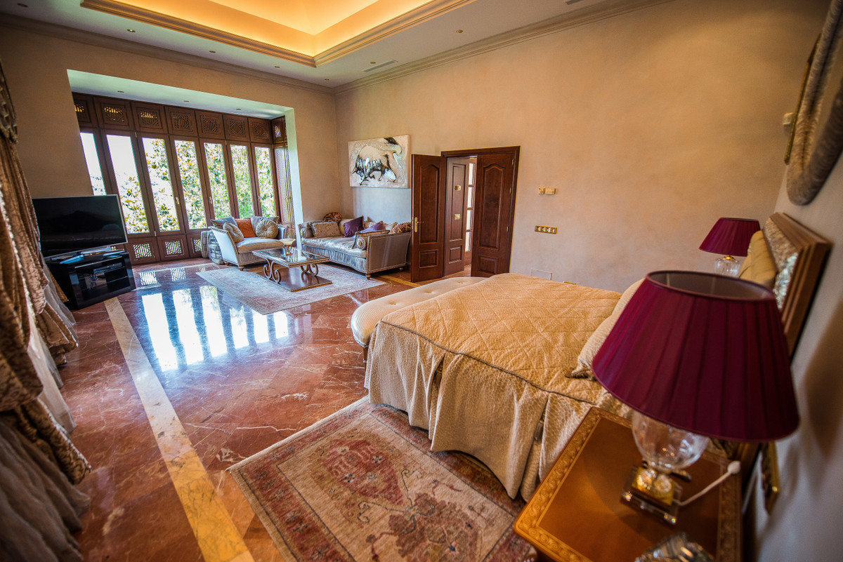 16_Costa del Sol - 8 bedroom Detached Villa - 5.850.000