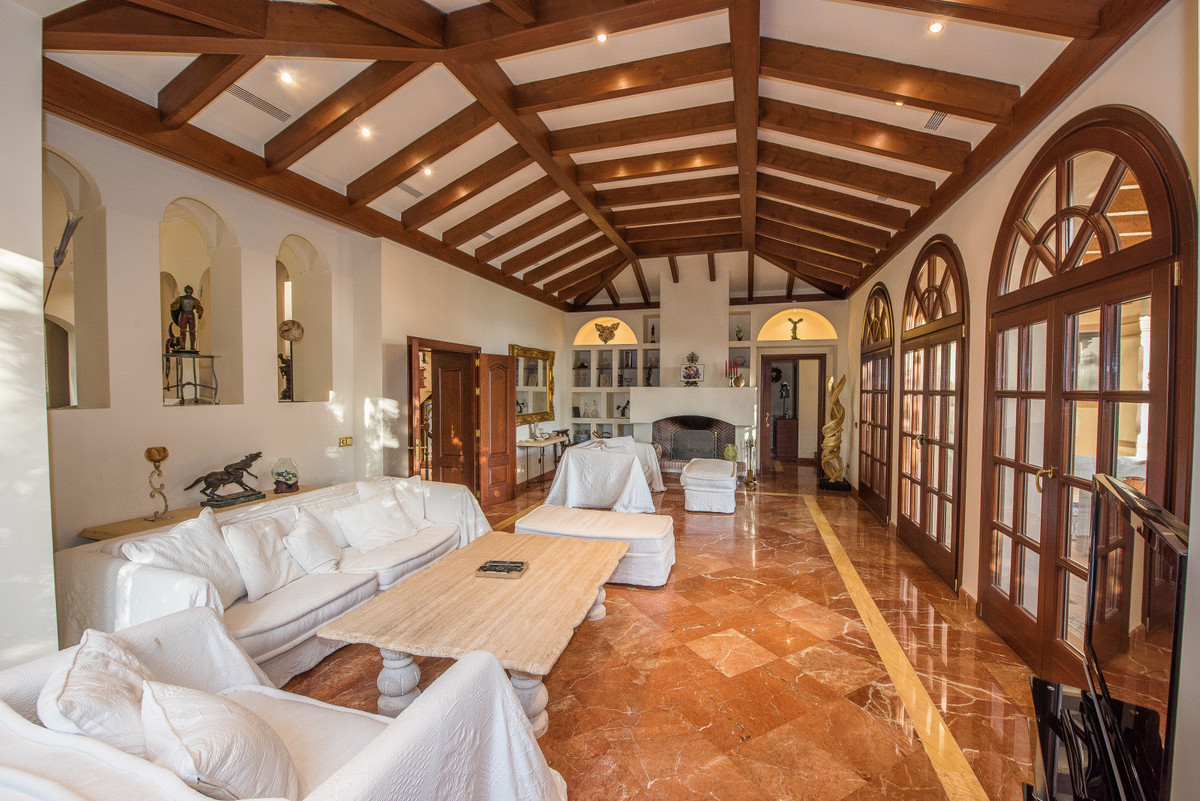 9_Costa del Sol - 8 bedroom Detached Villa - 5.850.000