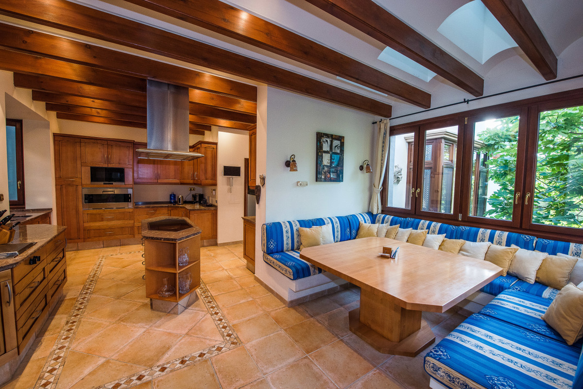 10_Costa del Sol - 8 bedroom Detached Villa - 5.850.000